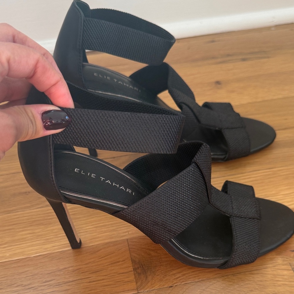 Elie Tahari Black Strappy Heels Brand New Size 38 (8)